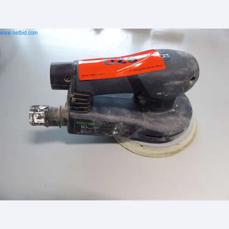 Maschinen und Werkstatteinrichtung eines Autolackierbetriebes-1