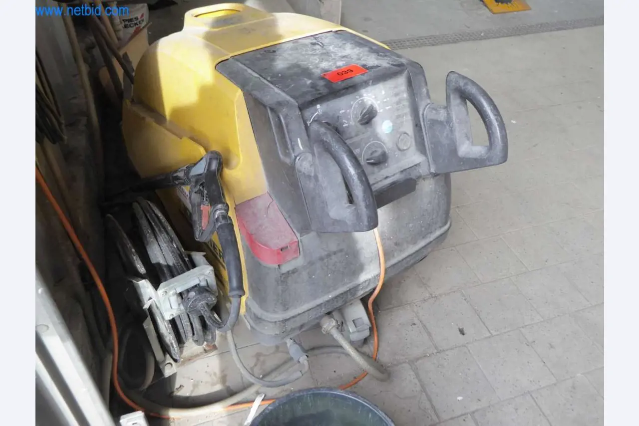 Machines en werkplaatsuitrusting van een autospuiterij-2