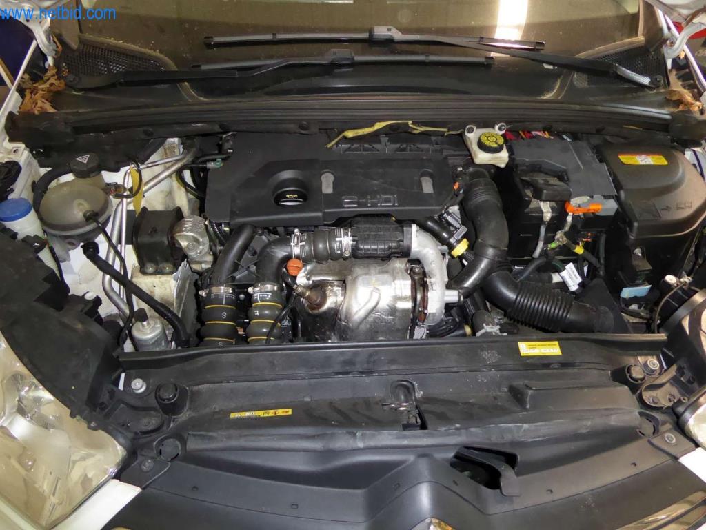 Machines, vehicles and equipment of a Car Paint Shop-11