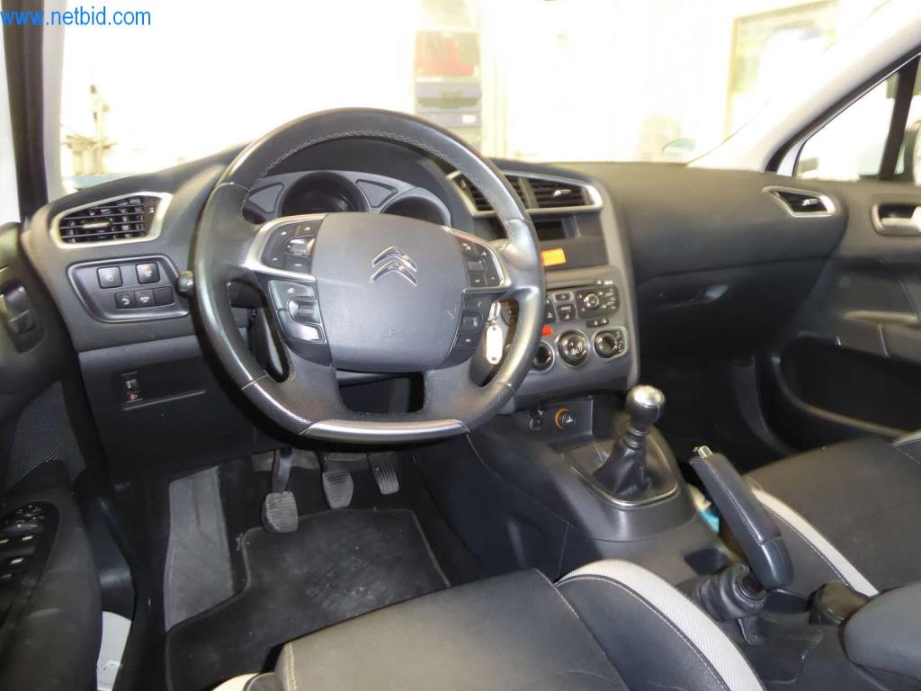 Machines, vehicles and equipment of a Car Paint Shop-15