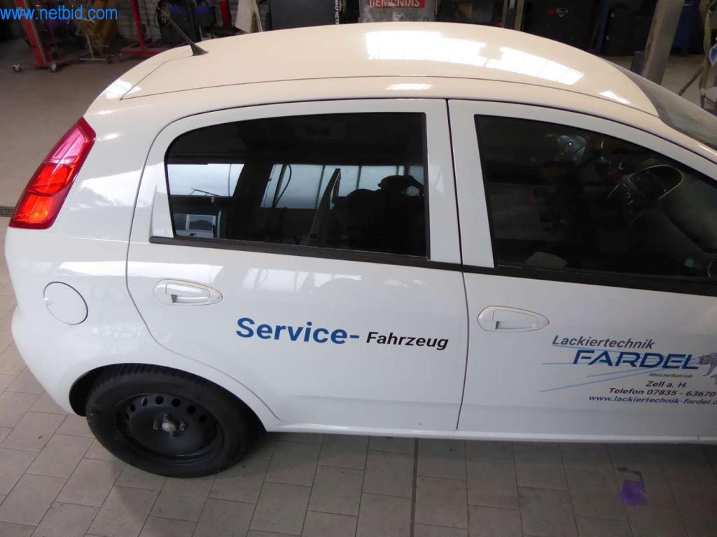 Maschinen und Werkstatteinrichtung eines Autolackierbetriebes-10