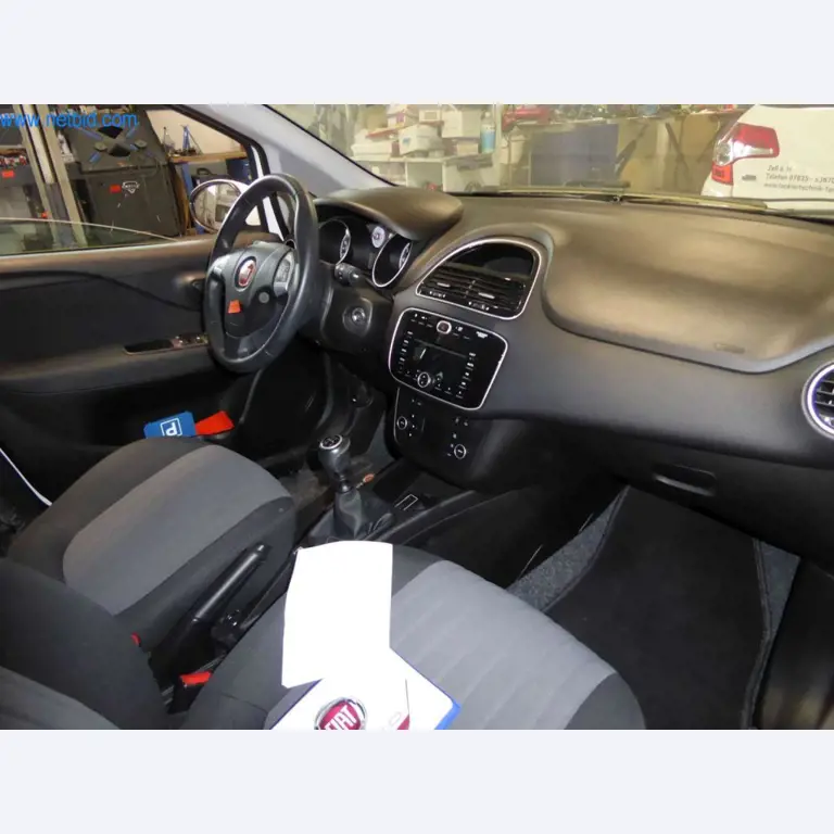 Máquinas e equipamento de oficina de uma oficina de pintura automóvel-11