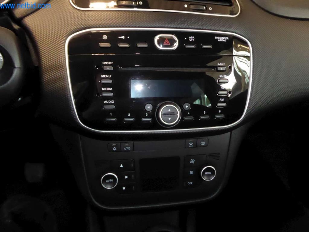 Maschinen und Werkstatteinrichtung eines Autolackierbetriebes-5