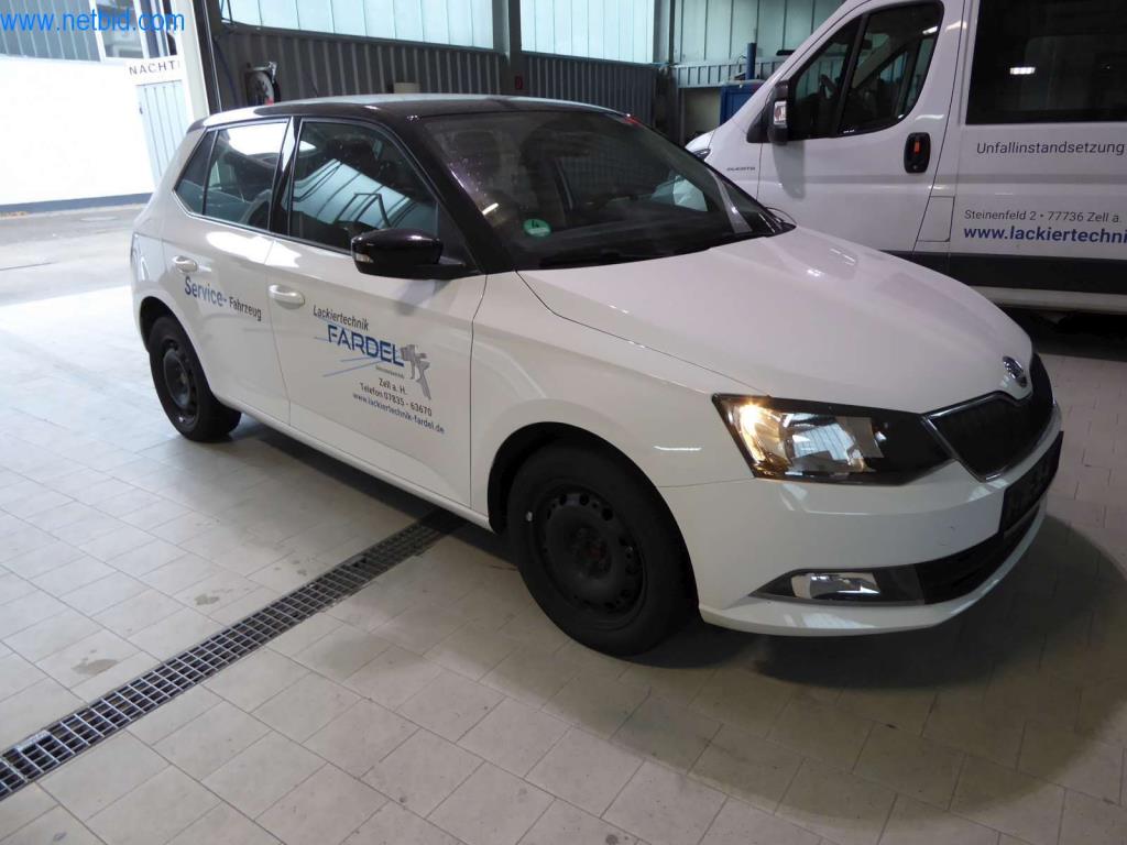 Stroji in oprema delavnice v lakirnici avtomobilov-11