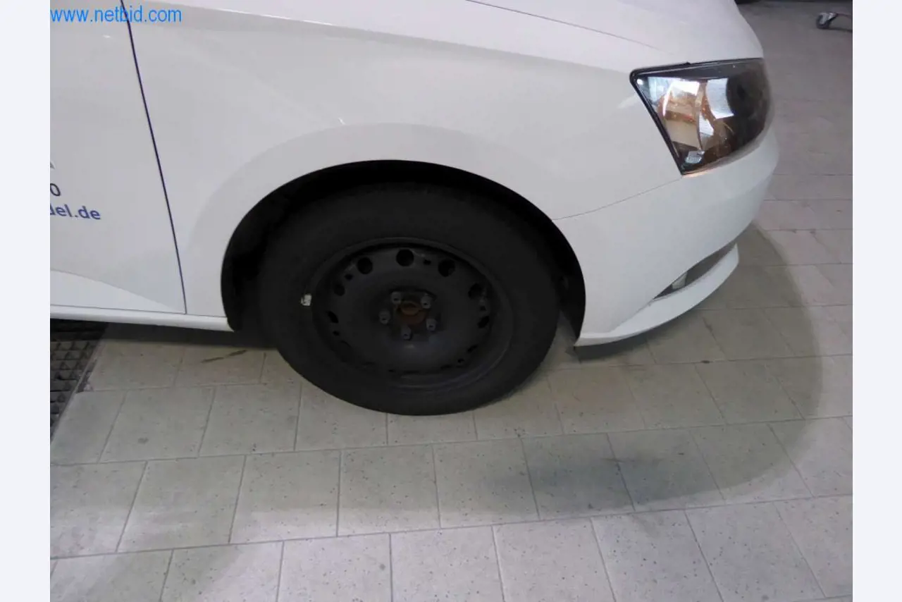 Máquinas e equipamento de oficina de uma oficina de pintura automóvel-12