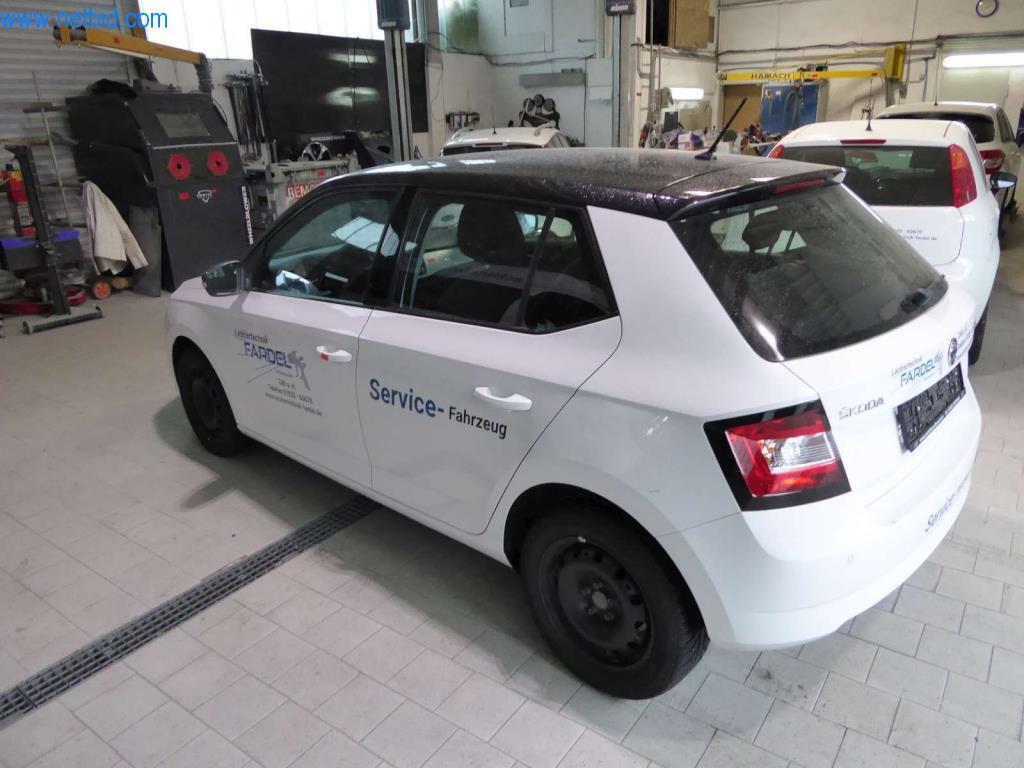 Stroji in oprema delavnice v lakirnici avtomobilov-15