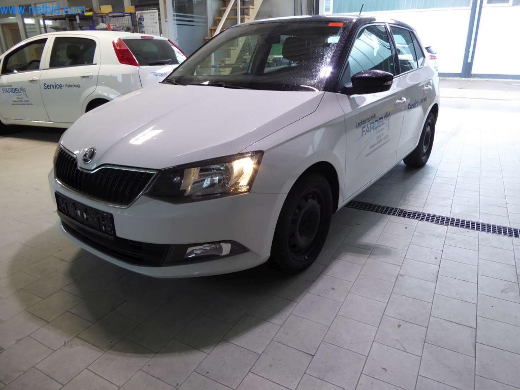 Stroji in oprema delavnice v lakirnici avtomobilov-1