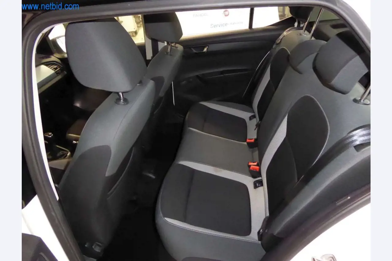 Máquinas e equipamento de oficina de uma oficina de pintura automóvel-3