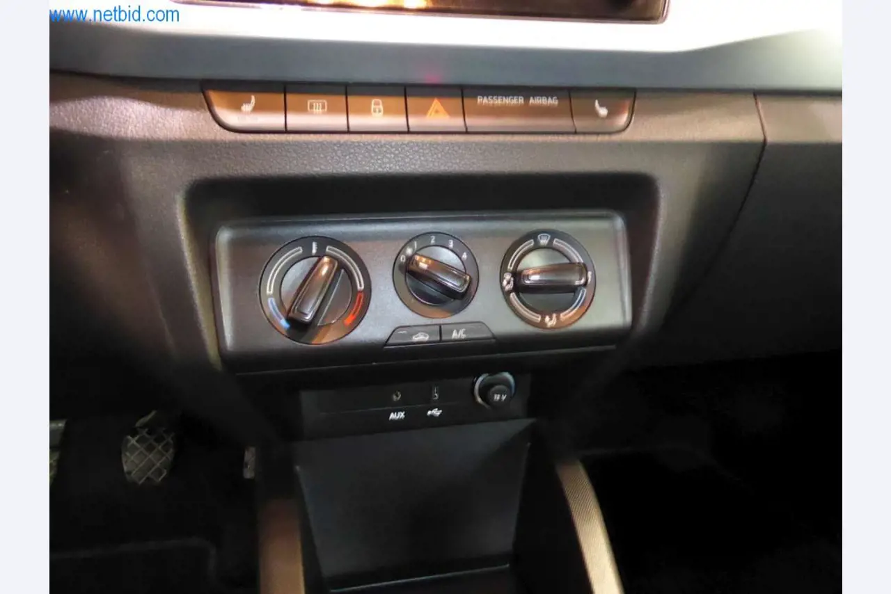 Máquinas e equipamento de oficina de uma oficina de pintura automóvel-7