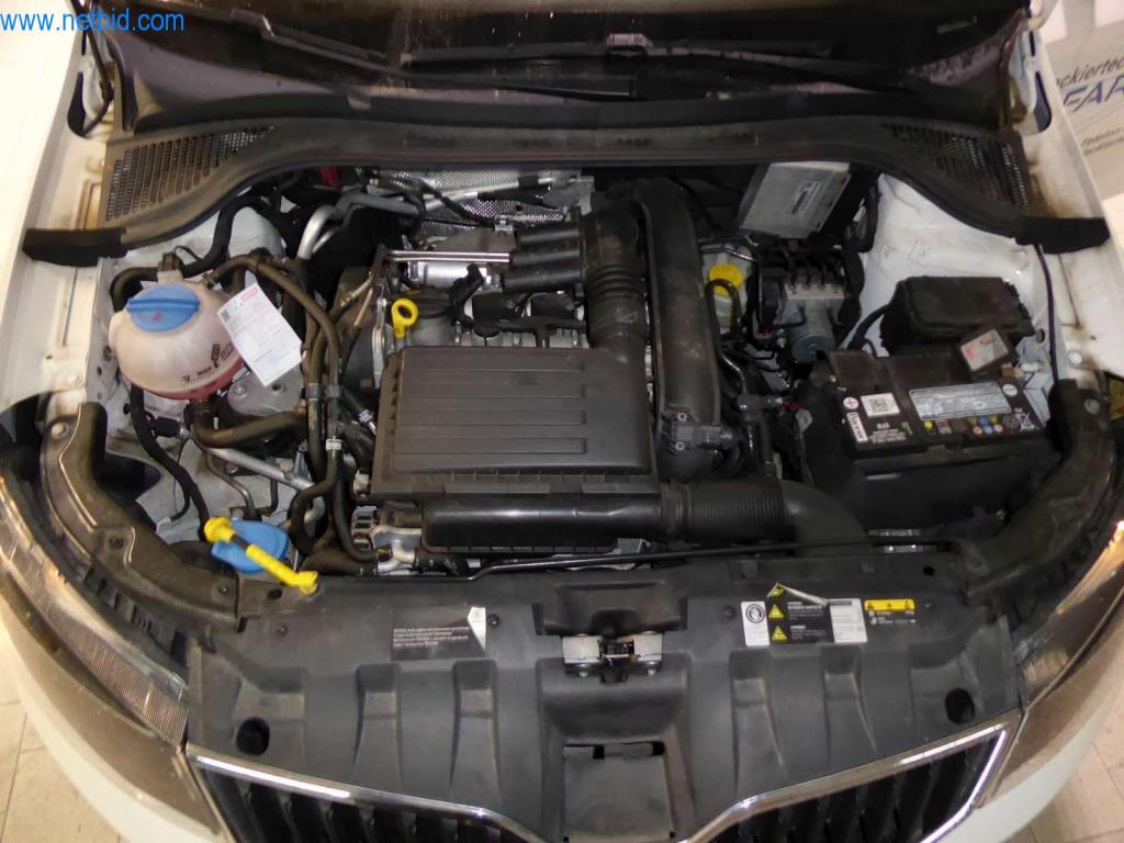 Stroji in oprema delavnice v lakirnici avtomobilov-9