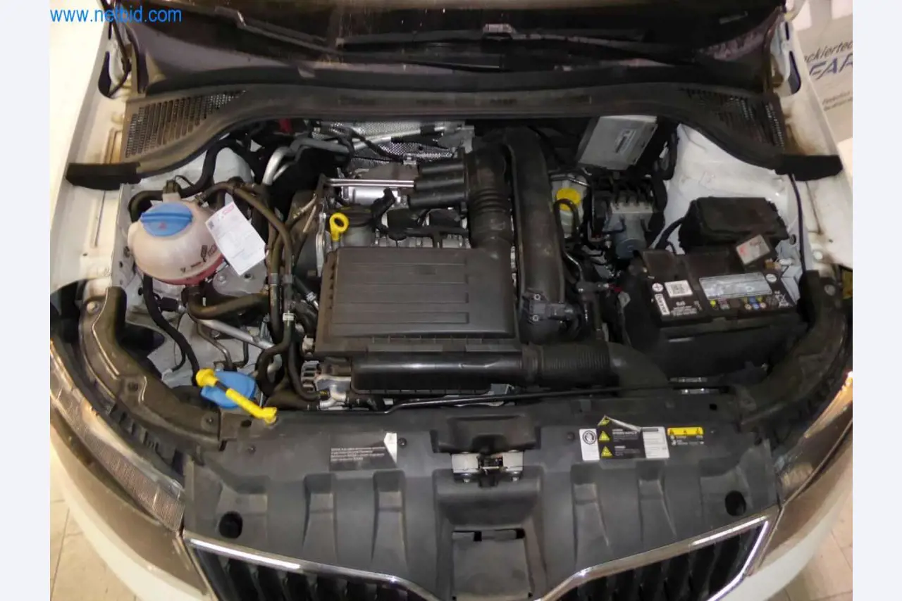 Máquinas e equipamento de oficina de uma oficina de pintura automóvel-9
