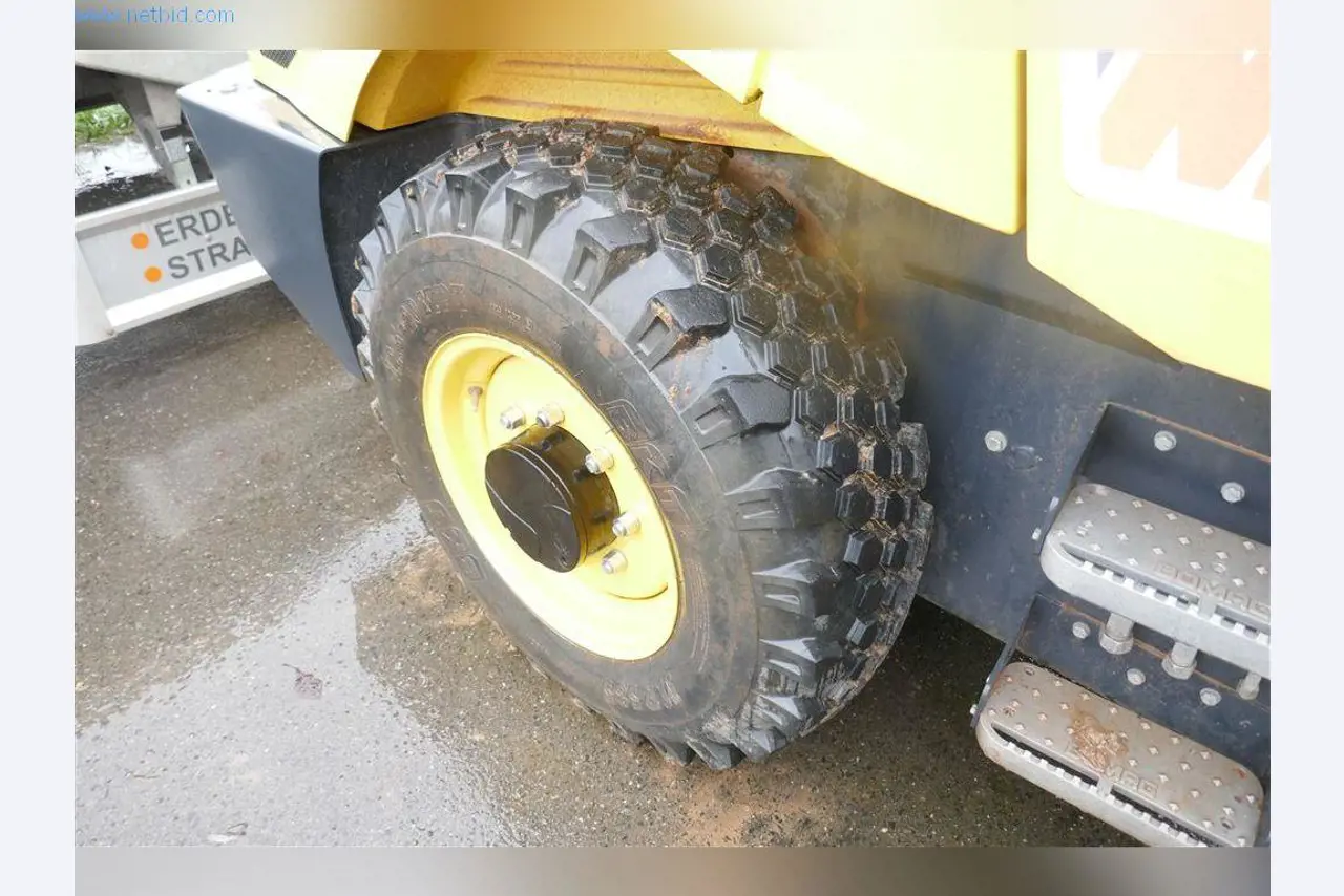 Máquinas do sector da construção civil e da engenharia civil-14