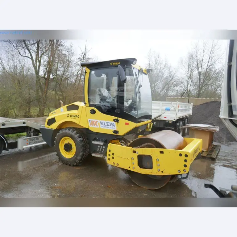 Máquinas do sector da construção civil e da engenharia civil-1