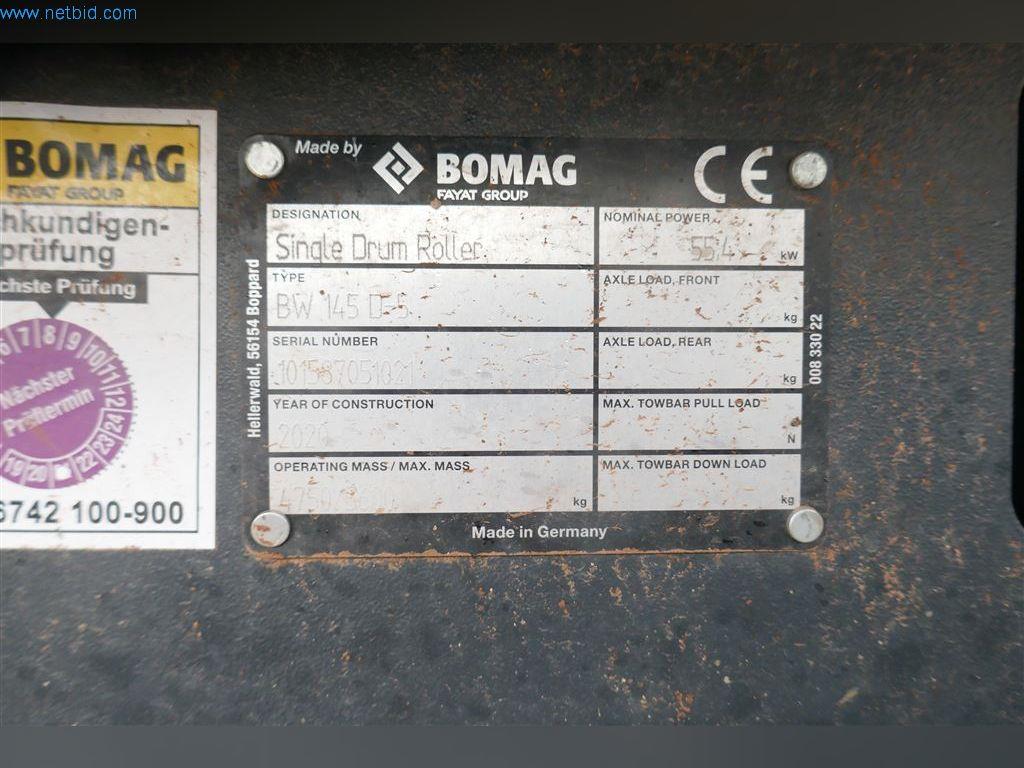 Máquinas del sector de la construcción y la ingeniería civil-6