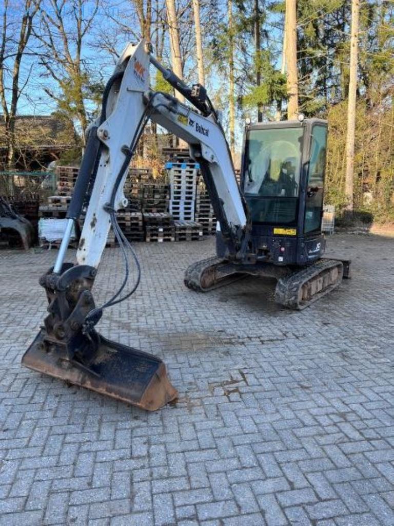 Máquinas do sector da construção civil e da engenharia civil-2