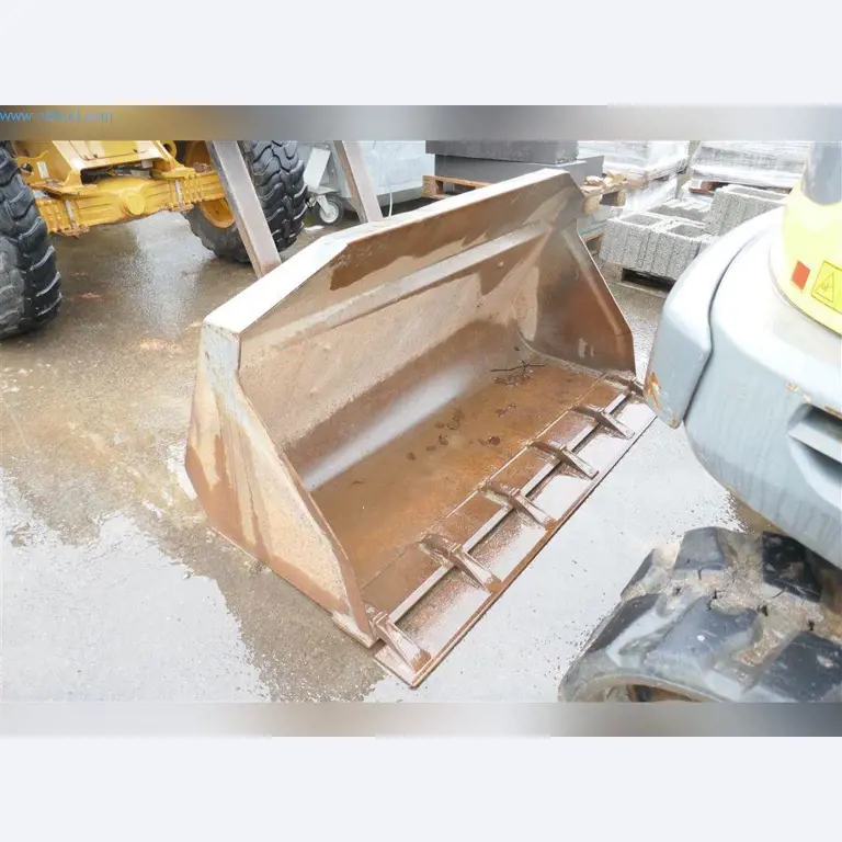 Máquinas do sector da construção civil e da engenharia civil-9