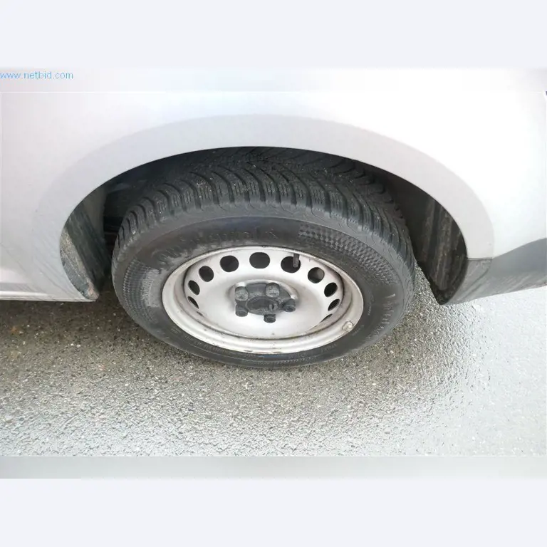 Machines from the civil engineering sector-12