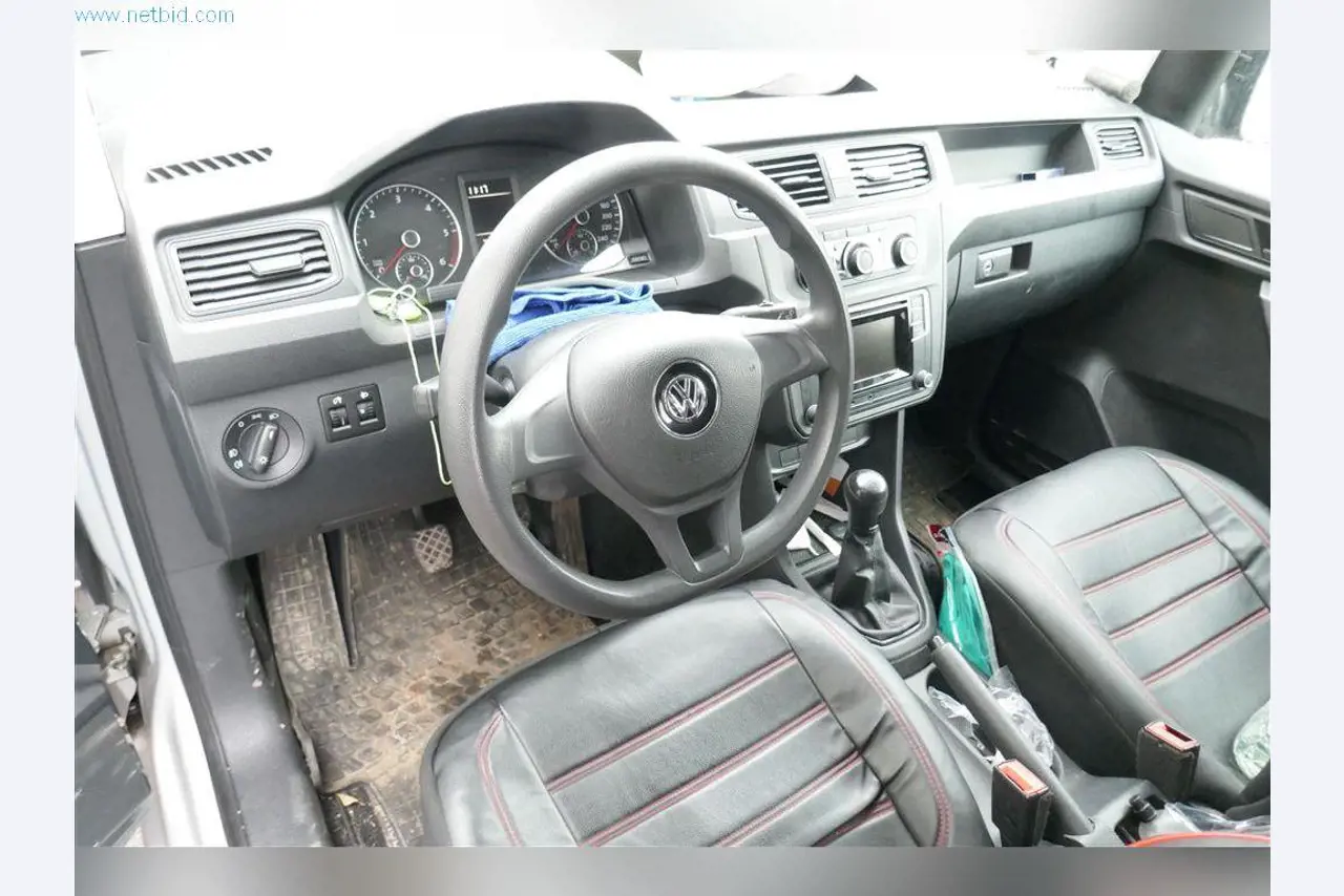 Machines from the civil engineering sector-16