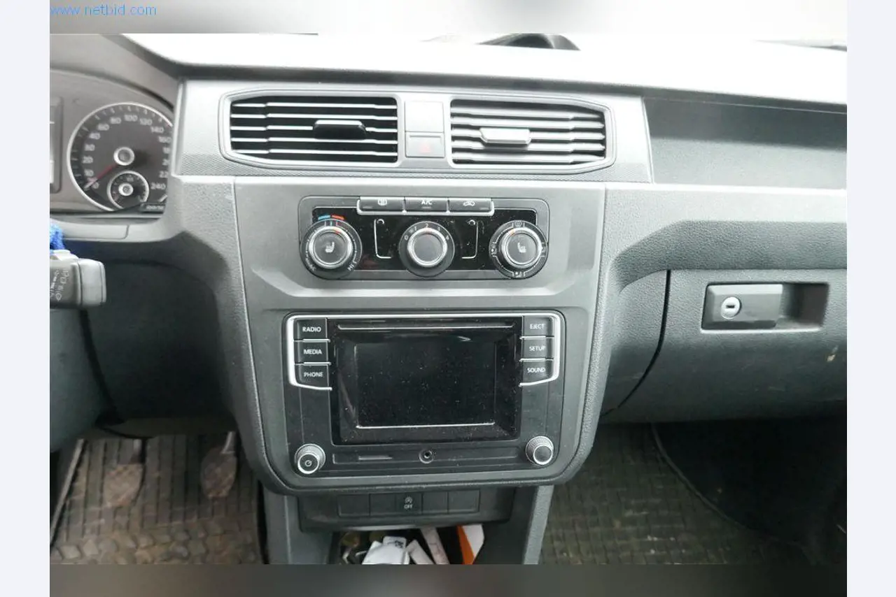 Machines from the civil engineering sector-4