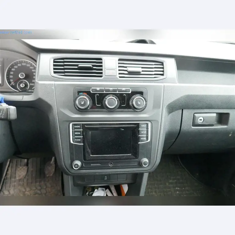 Machines from the civil engineering sector-4