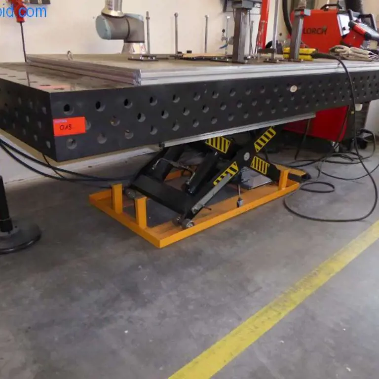 3D welding table Die Schmiede