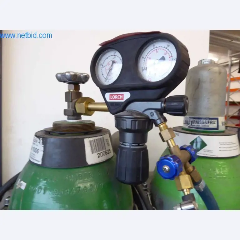 Máquinas para trabajar el metal, impresoras 3D y equipos de taller-1