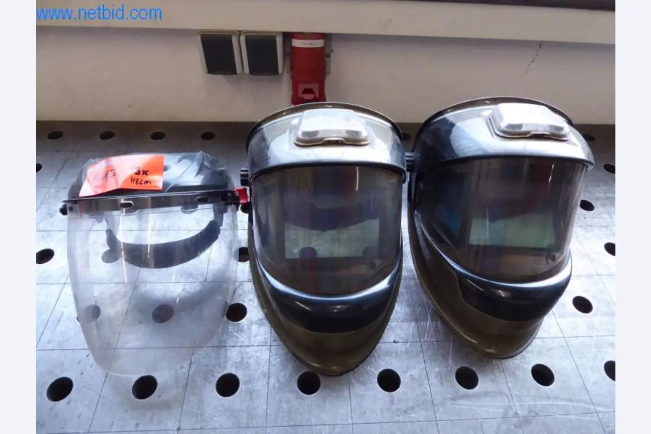 Máquinas para trabajar el metal, impresoras 3D y equipos de taller-3