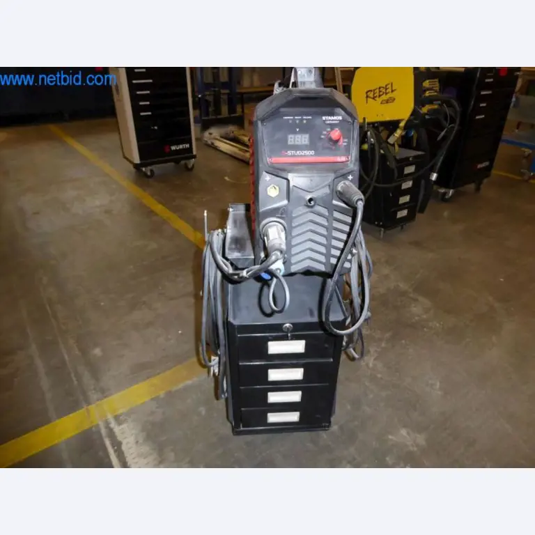 Máquinas para trabajar el metal, impresoras 3D y equipos de taller-3