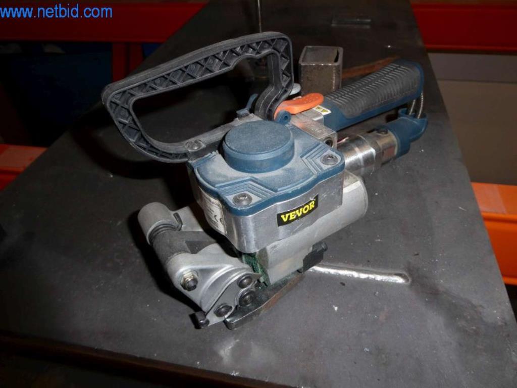 Máquinas para trabalhar metais, impressoras 3D e equipamento de oficina-4