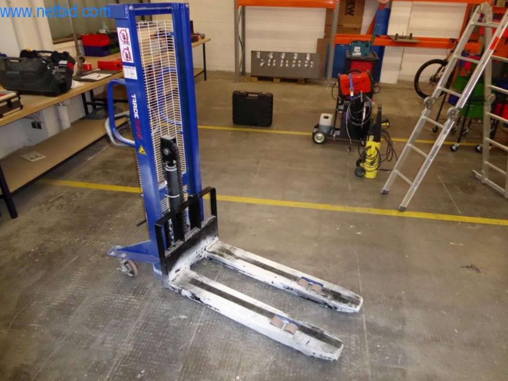 Stroji za obdelavo kovin, 3D tiskalniki in oprema za delavnice-1