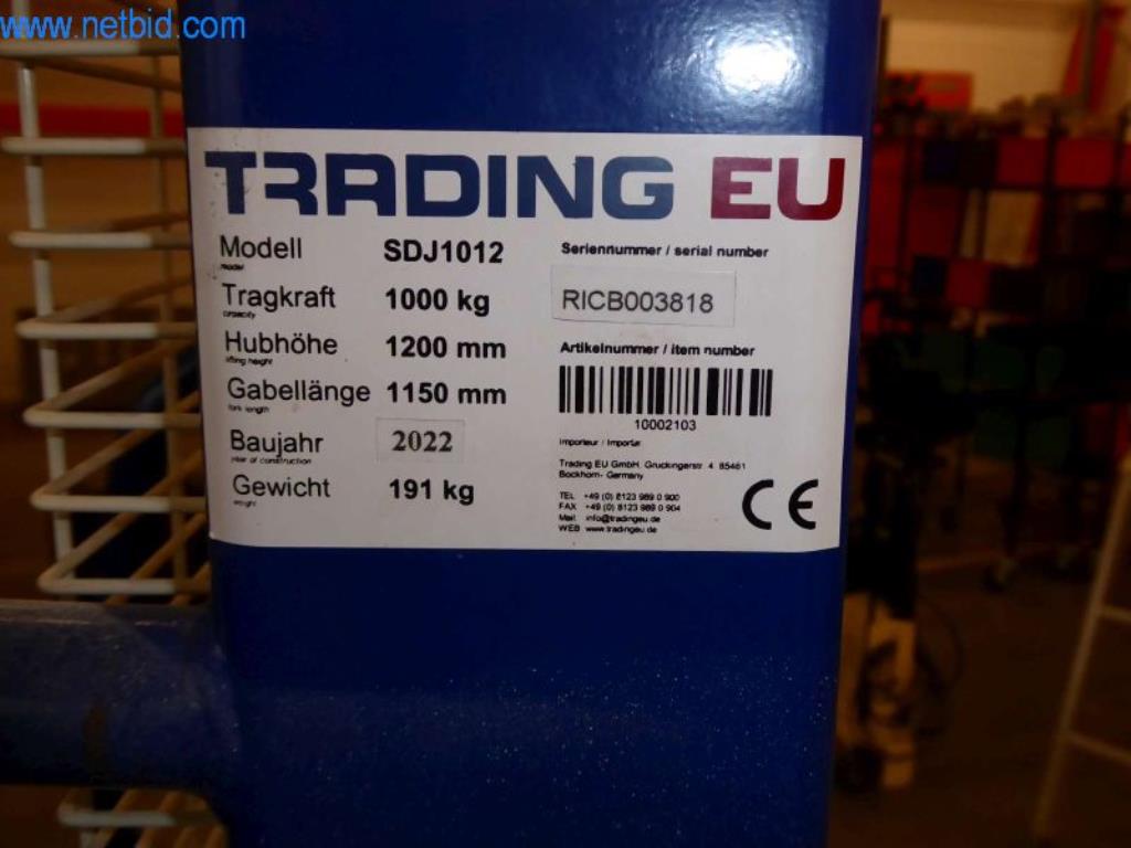 Stroji za obdelavo kovin, 3D tiskalniki in oprema za delavnice-3