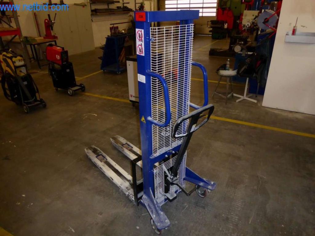 Stroji za obdelavo kovin, 3D tiskalniki in oprema za delavnice-5