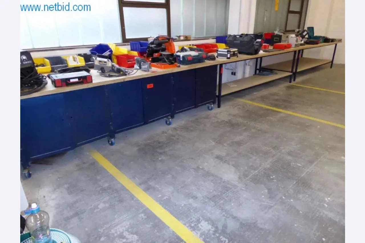 Máquinas para trabajar el metal, impresoras 3D y equipos de taller-1