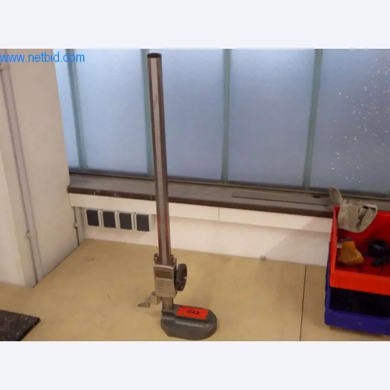 Máquinas para trabajar el metal, impresoras 3D y equipos de taller-1