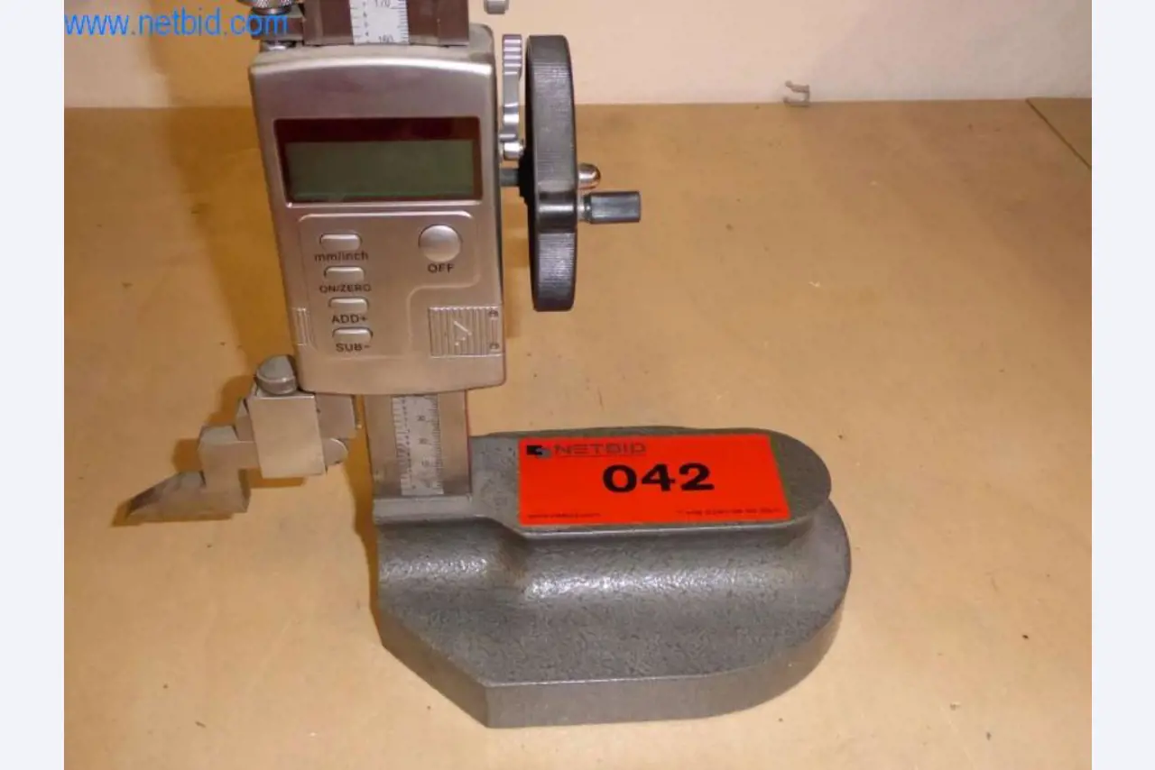 Máquinas para trabajar el metal, impresoras 3D y equipos de taller-2