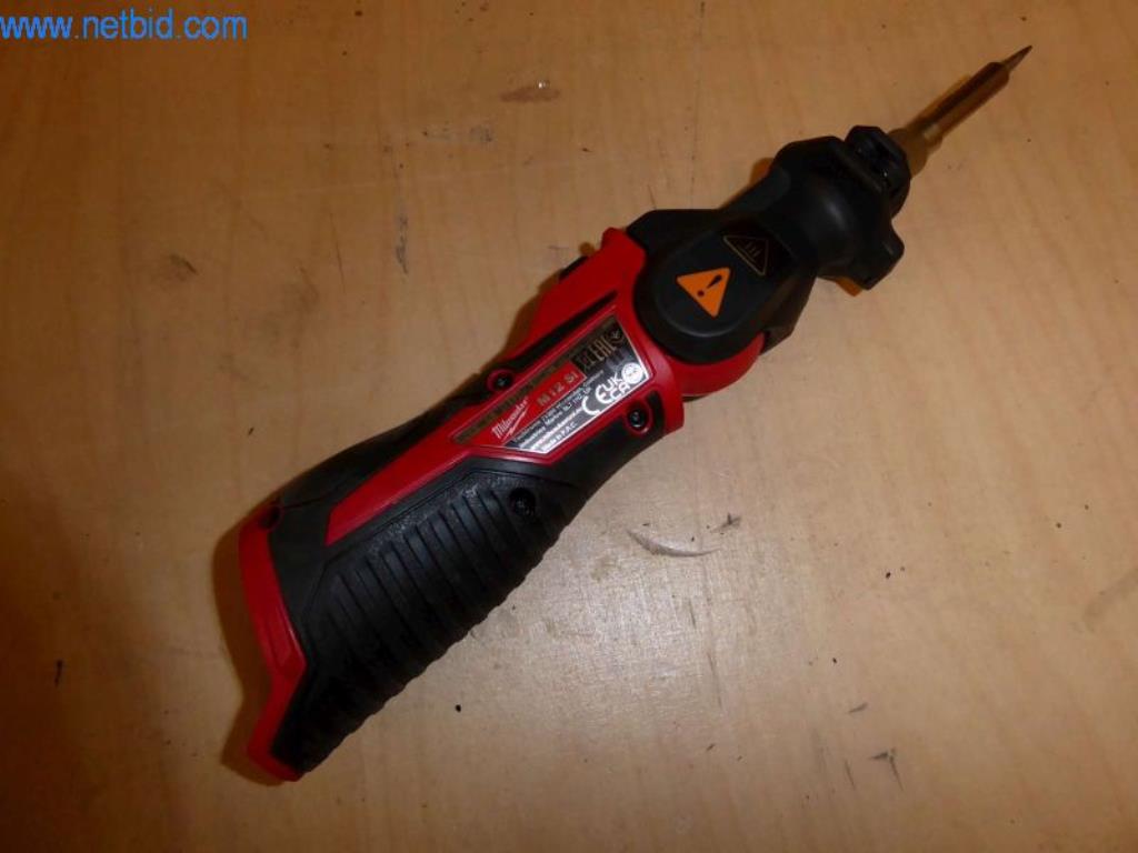 Máquinas para trabajar el metal, impresoras 3D y equipos de taller-4