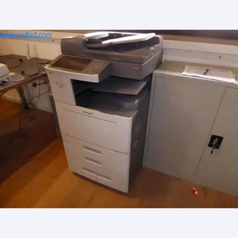 Máquinas para trabajar el metal, impresoras 3D y equipos de taller-1