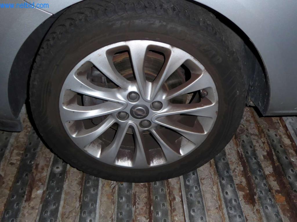 Wyposażenie biura dla firmy zarządzającej nieruchomościami-3