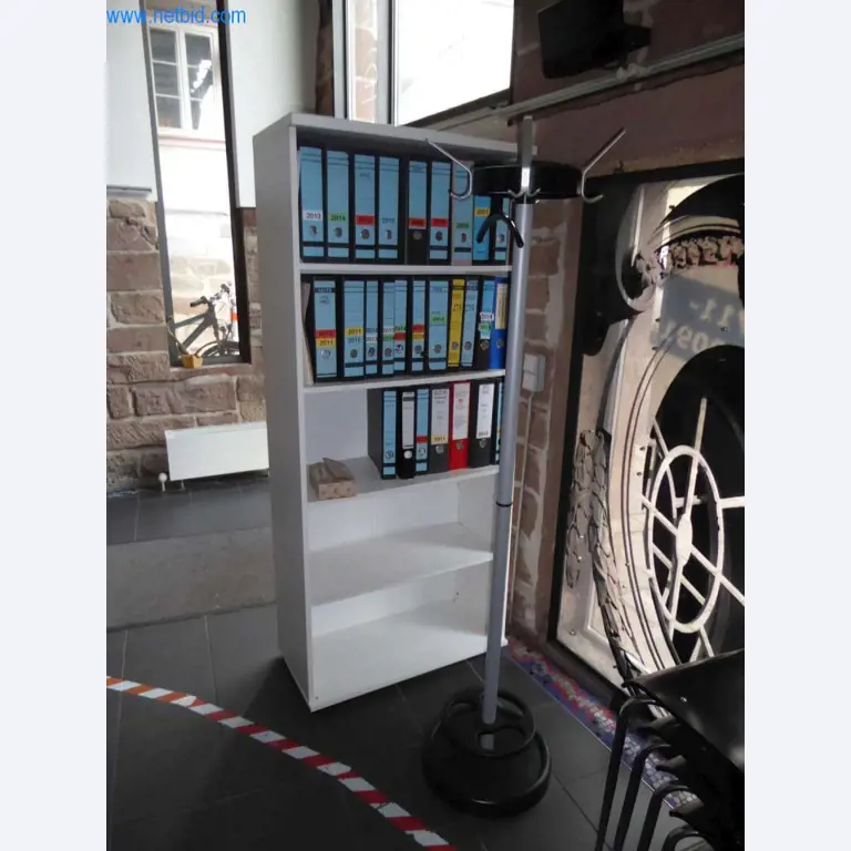 Vybavení kanceláří pro společnost spravující nemovitosti-2