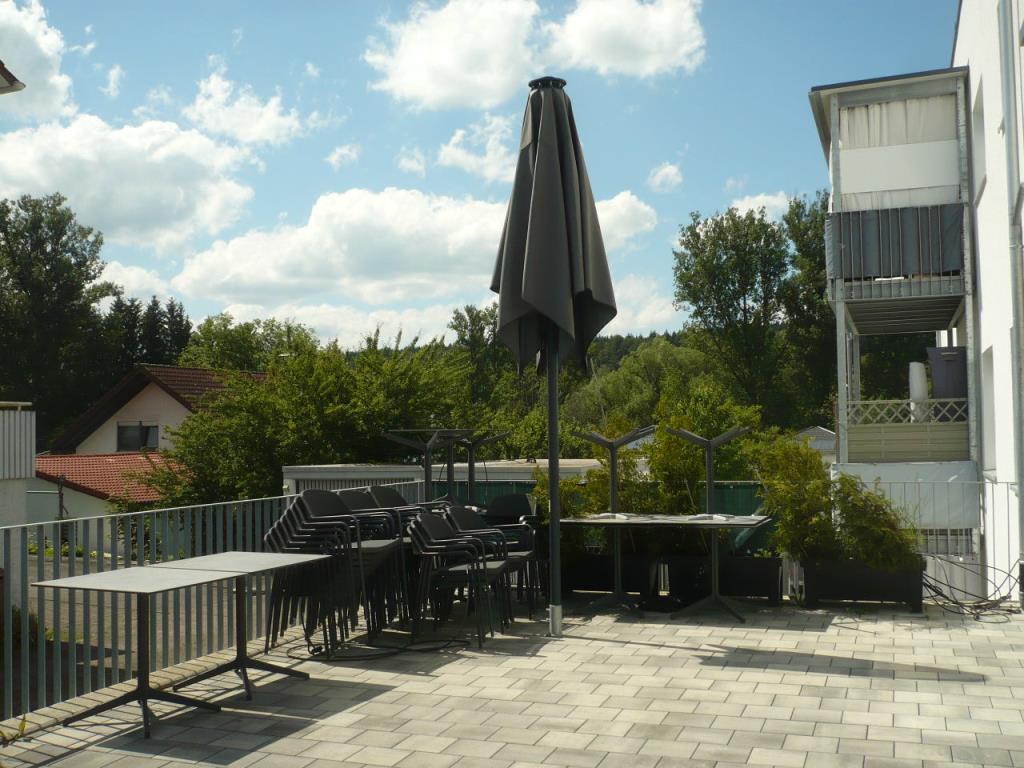 Complete sale of a bistro-cafe business with store fittings for baked goods-10