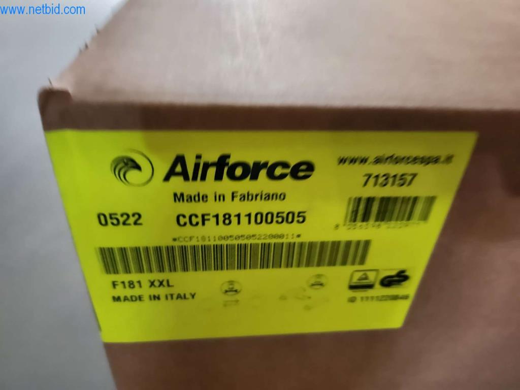 Kuchnie na wymiar, meble do salonu, meble łazienkowe, materiały dekoracyjne i kuchenne urządzenia elektryczne.-2