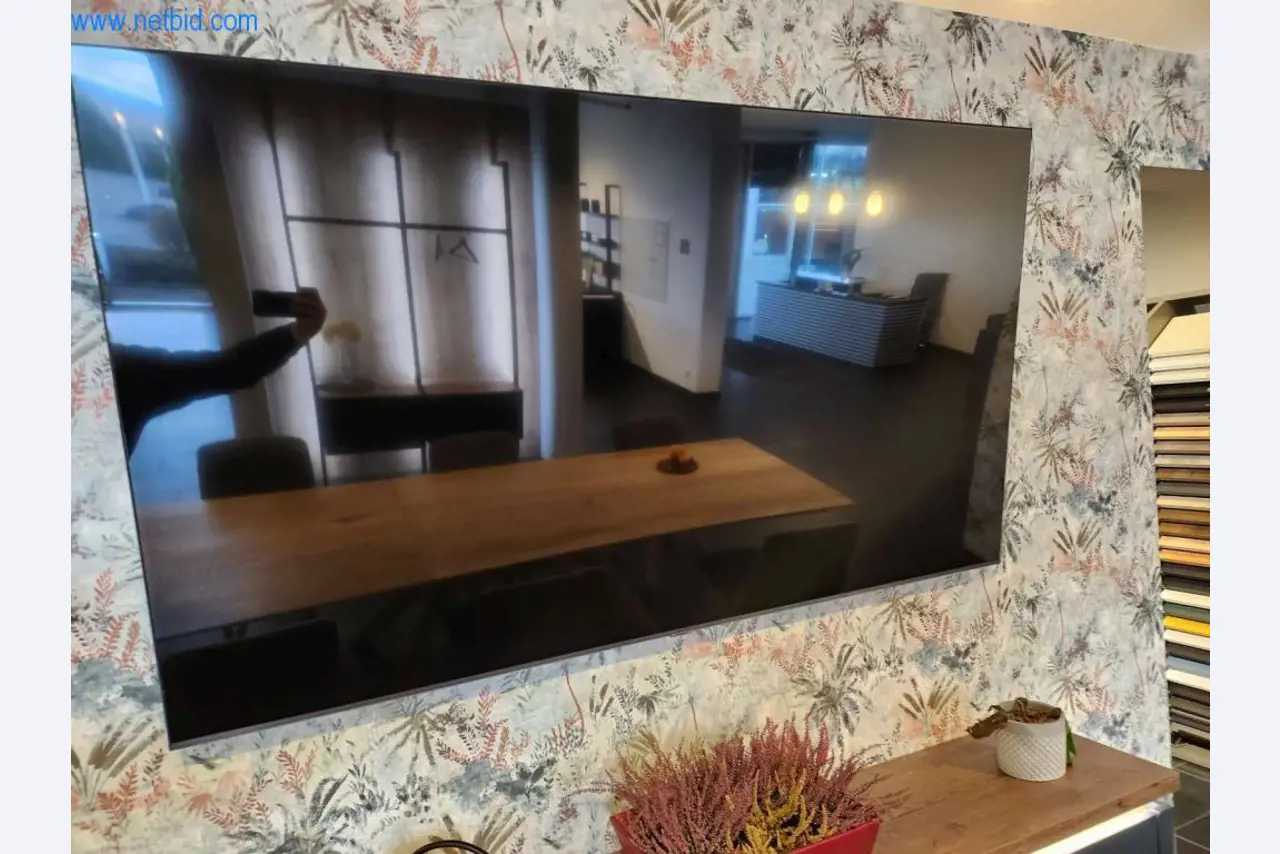 Vestavěné kuchyně, nábytek do obývacího pokoje, koupelnový nábytek, dekorační materiály a kuchyňské elektrospotřebiče-1