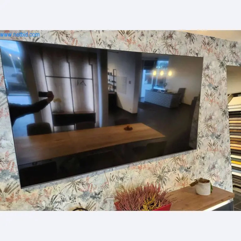 Vestavěné kuchyně, nábytek do obývacího pokoje, koupelnový nábytek, dekorační materiály a kuchyňské elektrospotřebiče-1