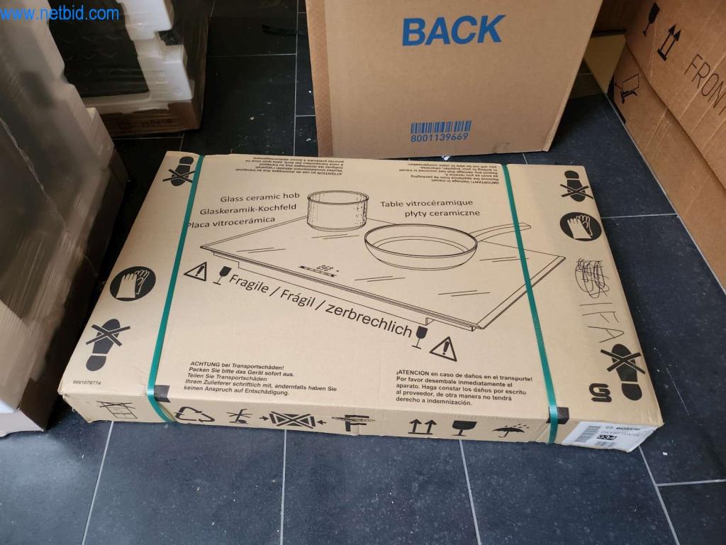 Vestavěné kuchyně, nábytek do obývacího pokoje, koupelnový nábytek, dekorační materiály a kuchyňské elektrospotřebiče-1