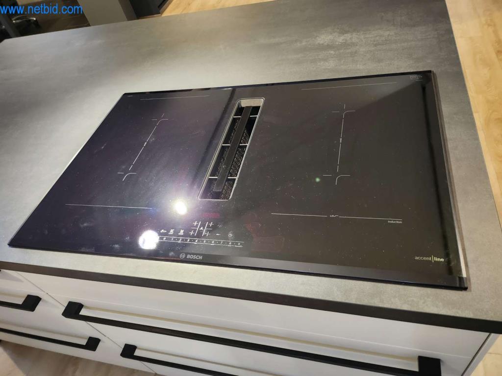 Kuchnie na wymiar, meble do salonu, meble łazienkowe, materiały dekoracyjne i kuchenne urządzenia elektryczne.-3