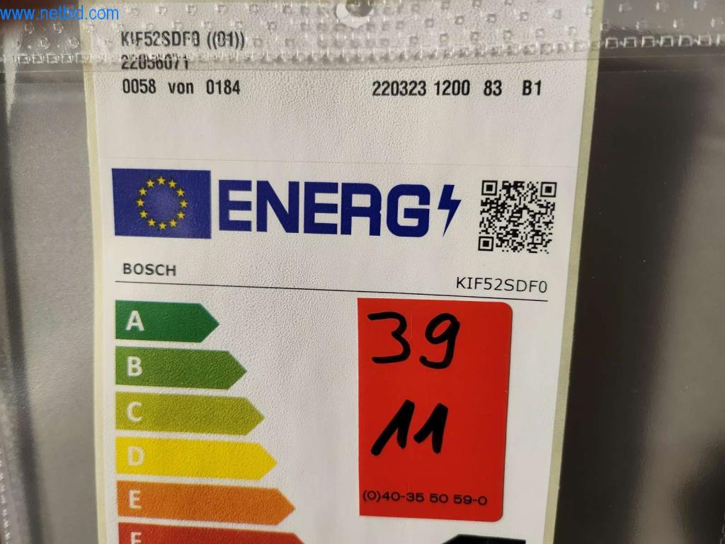 Kuchnie na wymiar, meble do salonu, meble łazienkowe, materiały dekoracyjne i kuchenne urządzenia elektryczne.-5