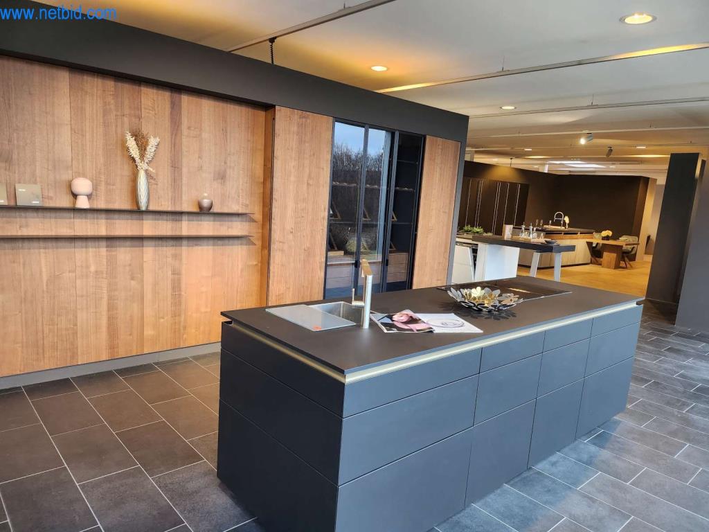 Einbauküchen, Wohnmöbel, Badmöbel, Dekorationsmaterial und Küchenelektrogeräte-1