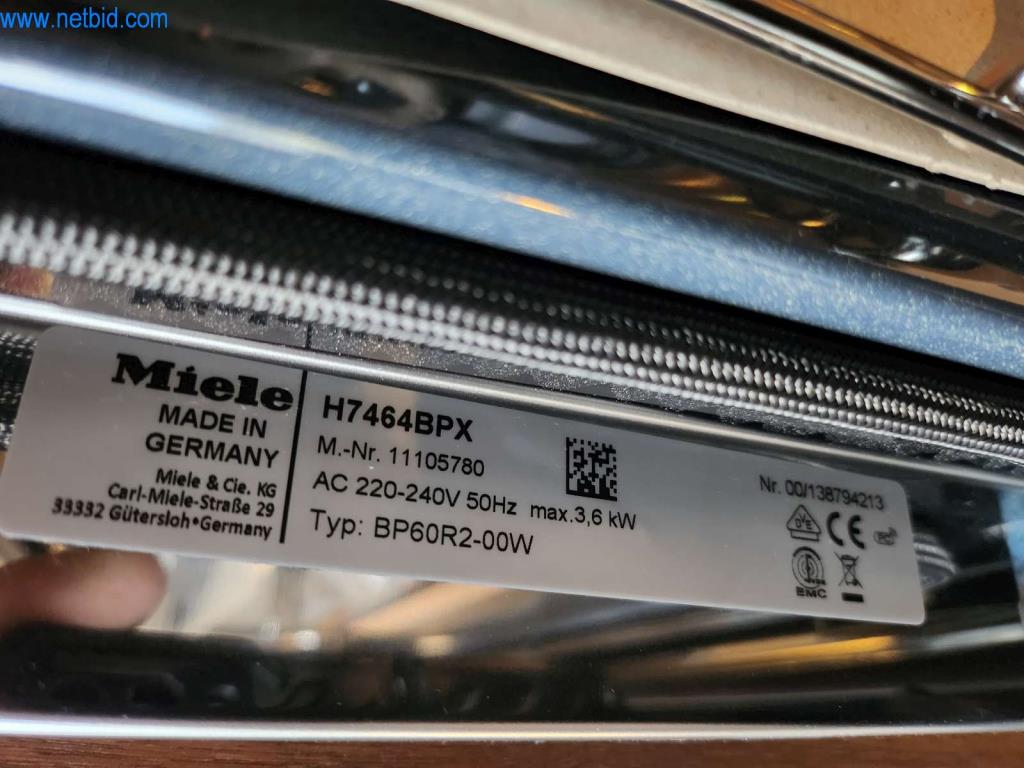 Vestavěné kuchyně, nábytek do obývacího pokoje, koupelnový nábytek, dekorační materiály a kuchyňské elektrospotřebiče-9