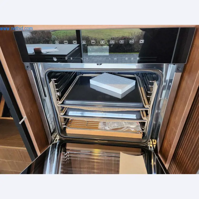 Ingerichte keukens, woonkamermeubels, badkamermeubels, decoratiemateriaal en elektrische keukenapparaten-8