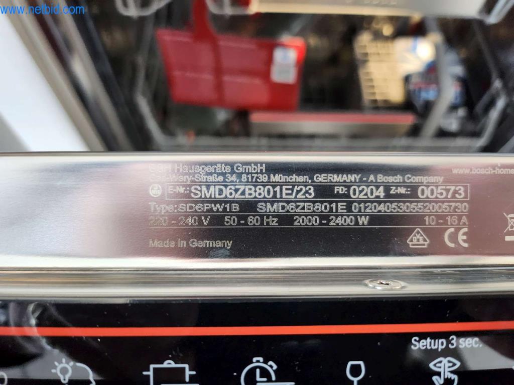 Kuchnie na wymiar, meble do salonu, meble łazienkowe, materiały dekoracyjne i kuchenne urządzenia elektryczne.-10